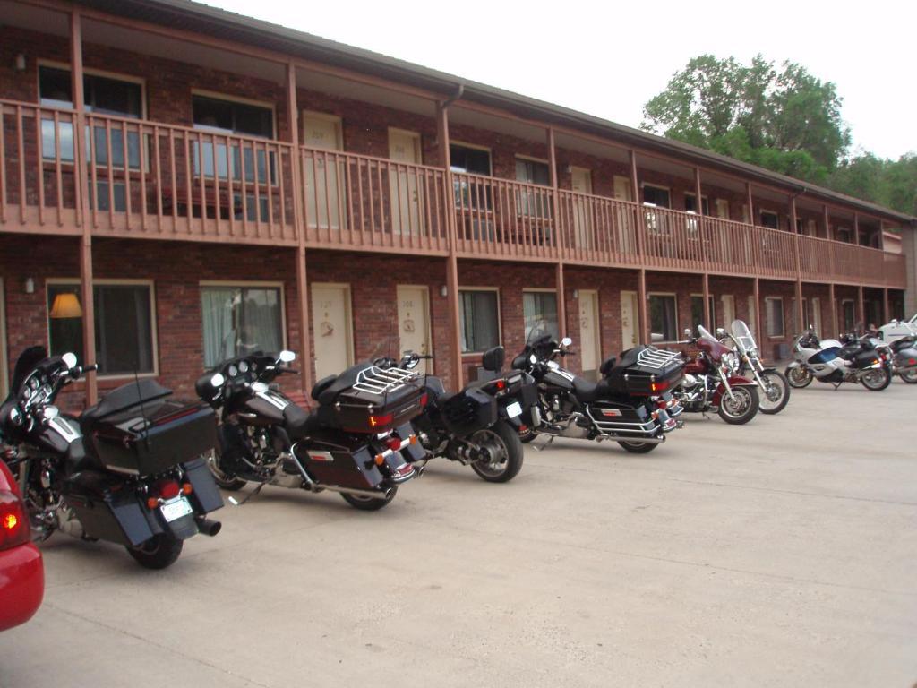 Hotchkiss Inn Motel Extérieur photo